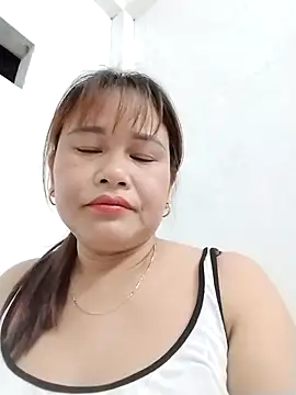 Moubie1 online show from April 2026 01:41:01 PM