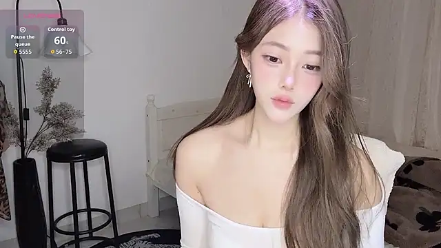 Snapshot of ceekie-77 chatting on April 2026 11:10:02 PM ceekie-77 online show from April 2026 11:10:02 PM