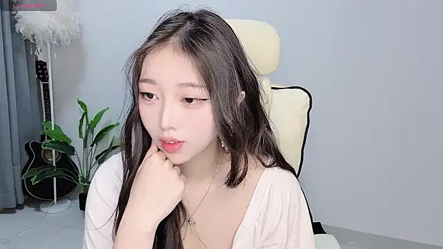 Yukiy8877 online show from March 2026 10:04:02 PM