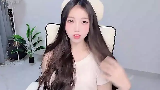 Yukiy8877 online show from April 2026 10:08:02 PM