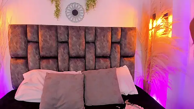 alessadoll online show from April 2026 07:25:01 PM