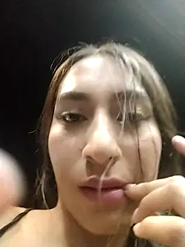 Snapshot of Sexy_sara_outdoorss chatting on April 2026 03:22:02 AM Sexy sara outdoorss online show from April 2026 03:22:02 AM