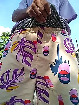 Snapshot of spittermasterpig1 chatting on March 2026 08:42:01 PM spittermasterpig1 online show from March 2026 08:42:01 PM