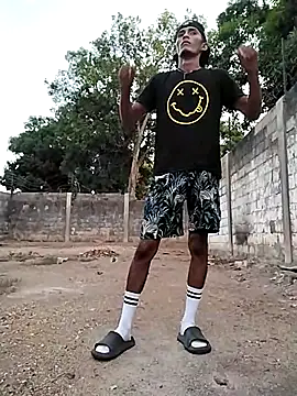 Snapshot of spittermasterpig1 chatting on April 2026 10:53:02 AM spittermasterpig1 online show from April 2026 10:53:02 AM