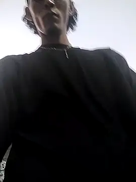 Snapshot of spittermasterpig1 chatting on April 2026 10:19:02 AM spittermasterpig1 online show from April 2026 10:19:02 AM