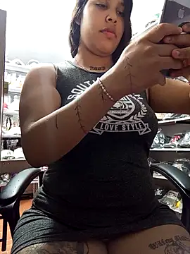 venuslaferte  online show from March 2026 11:38:01 AM