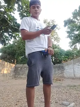 Snapshot of HOTRAINYGOLDEN chatting on March 2026 11:14:01 AM HOTRAINYGOLDEN online show from March 2026 11:14:01 AM