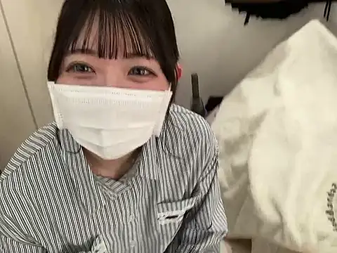 y-u-r-a-33 online show from April 2026 07:45:01 AM