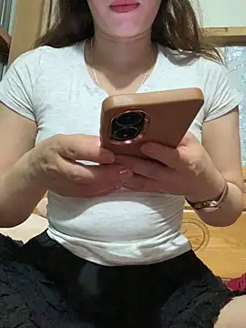 Snapshot of Zinii99 chatting on March 2026 01:38:01 PM Zinii99 online show from March 2026 01:38:01 PM