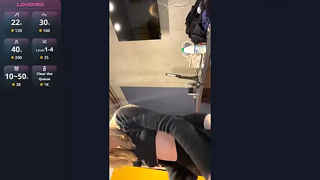 KasiGalway online show from April 2026 04:01:01 PM