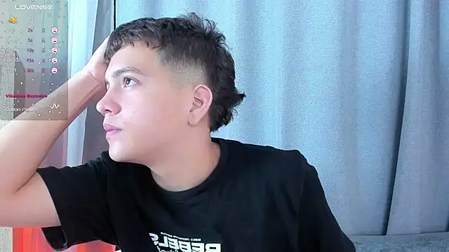 dennis hills online show from April 2026 12:36:02 PM