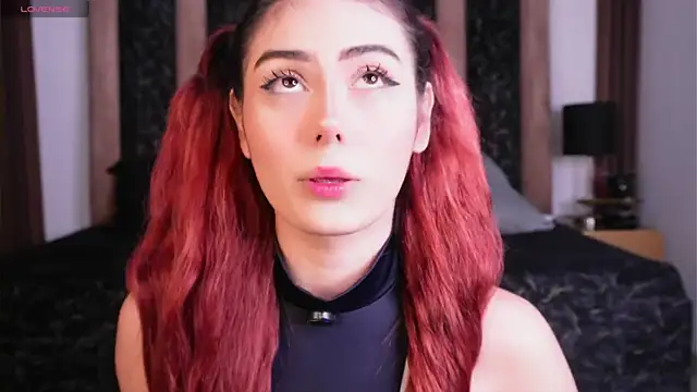 Snapshot of Doll_kira_ chatting on April 2026 04:52:01 PM Doll kira online show from April 2026 04:52:01 PM