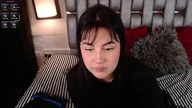Snapshot of Sofiia_Vega_ chatting on April 2026 01:19:01 PM Sofiia Vega online show from April 2026 01:19:01 PM