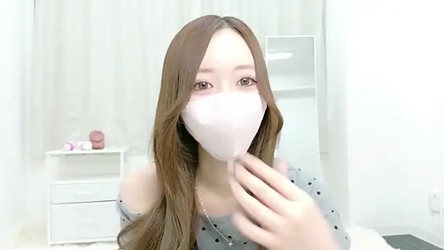 Snapshot of salachan_v chatting on April 2026 11:21:02 AM salachan v online show from April 2026 11:21:02 AM