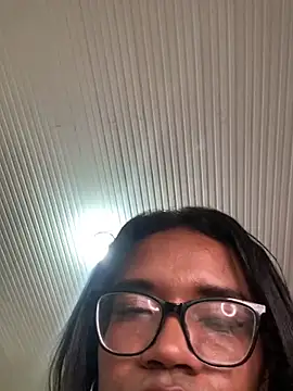 Snapshot of bri_horny chatting on March 2026 02:44:01 AM bri horny online show from March 2026 02:44:01 AM