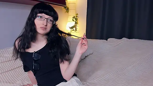 JordanSvetlik online show from April 2026 07:14:01 PM