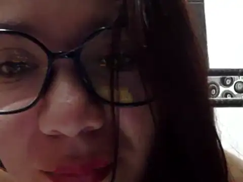 Alaialuxe online show from April 2026 03:39:02 AM