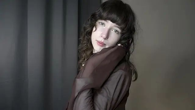 Snapshot of DellaLeck chatting on March 2026 07:36:02 PM DellaLeck online show from March 2026 07:36:02 PM