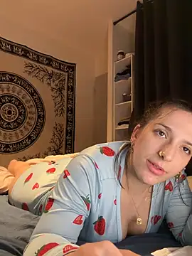 georginamoor online show from April 2026 09:15:02 PM