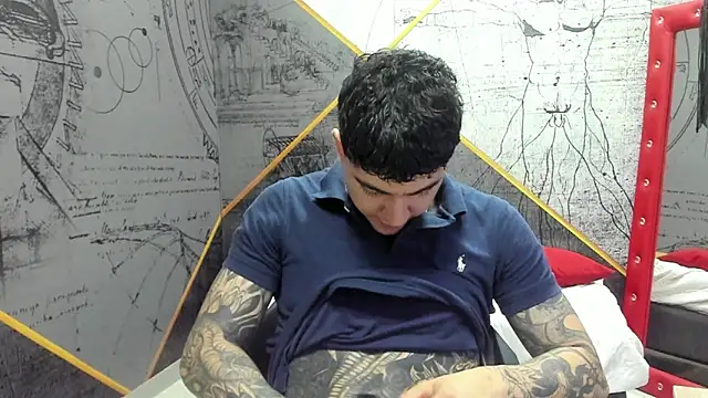 Snapshot of Gury_tattoo chatting on April 2026 07:58:01 PM Gury tattoo online show from April 2026 07:58:01 PM
