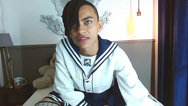 Snapshot of romeo_laurient chatting on March 2026 08:53:01 PM romeo laurient online show from March 2026 08:53:01 PM