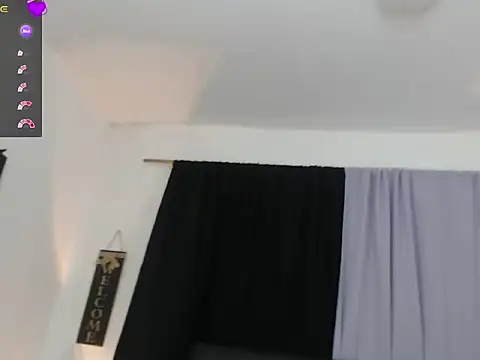 Snapshot of Mia_Coock chatting on March 2026 09:31:02 PM Mia Coock online show from March 2026 09:31:02 PM