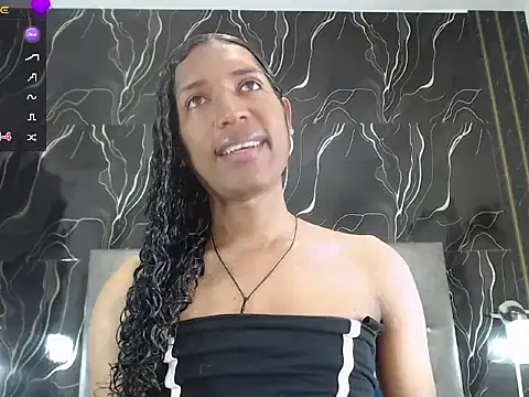 Snapshot of Mia_Coock chatting on March 2026 01:33:02 PM Mia Coock online show from March 2026 01:33:02 PM