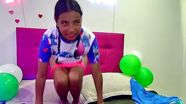 Snapshot of Ellie_Cute7 chatting on March 2026 07:30:01 PM Ellie Cute7 online show from March 2026 07:30:01 PM