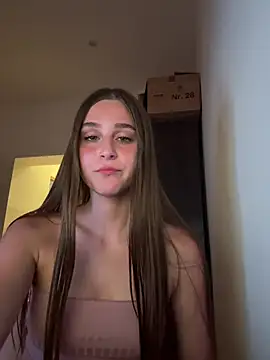 Snapshot of BellMeow_ chatting on June 2026 06:56:01 PM BellMeow online show from June 2026 06:56:01 PM
