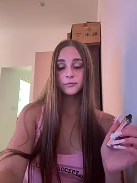 Snapshot of BellMeow_ chatting on July 2026 03:03:01 PM BellMeow online show from July 2026 03:03:01 PM