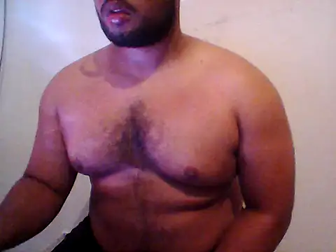 Snapshot of Derick_013 chatting on May 2026 10:06:01 PM Derick 013 online show from May 2026 10:06:01 PM