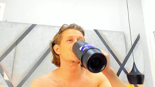 Anthonny Vegas online show from April 2026 03:04:02 AM