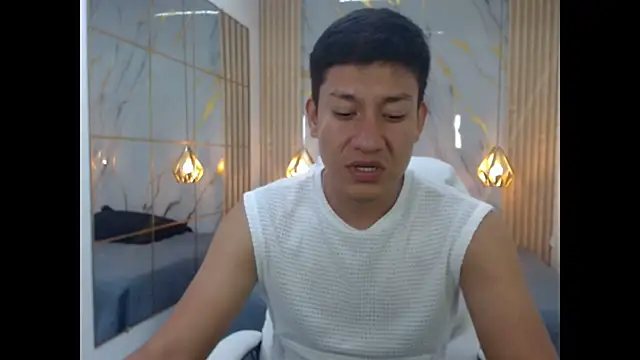 DominantBoy4 online show from April 2026 01:08:01 AM