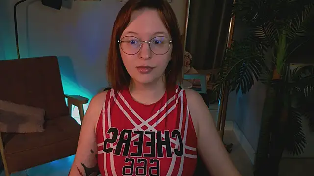 Snapshot of arizzzona_baby chatting on April 2026 01:55:02 PM arizzzona baby online show from April 2026 01:55:02 PM