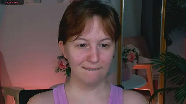 Snapshot of arizzzona_baby chatting on April 2026 02:01:02 PM arizzzona baby online show from April 2026 02:01:02 PM