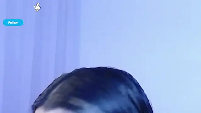 Snapshot of KylieVennet chatting on April 2026 03:04:02 AM KylieVennet online show from April 2026 03:04:02 AM