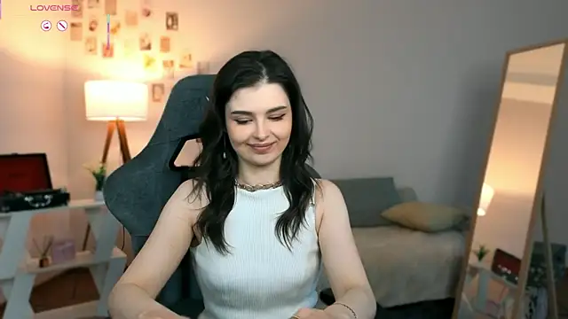 Snapshot of rebbekkakowalski chatting on April 2026 06:19:01 AM rebbekkakowalski online show from April 2026 06:19:01 AM