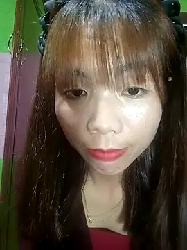 AmyLinee01 online show from April 2026 03:42:02 PM