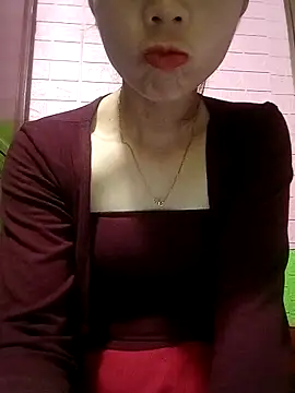 AmyLinee01 online show from April 2026 05:23:01 AM