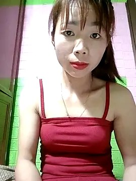 AmyLinee01 online show from April 2026 05:25:01 AM