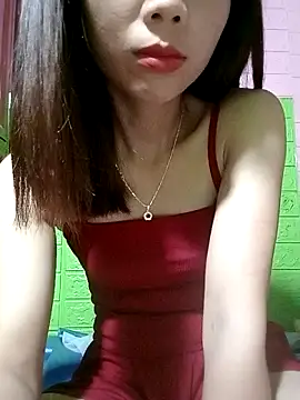 Snapshot of AmyLinee01 chatting on April 2026 07:07:02 PM AmyLinee01 online show from April 2026 07:07:02 PM