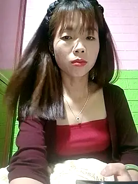 Snapshot of AmyLinee01 chatting on May 2026 06:25:01 PM AmyLinee01 online show from May 2026 06:25:01 PM