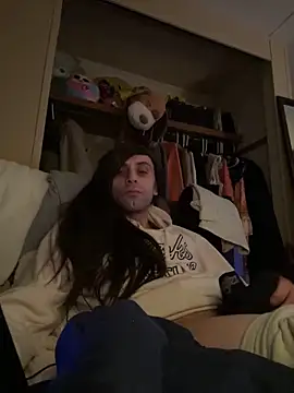 Snapshot of AlexAndriaStrips chatting on April 2026 10:57:02 AM AlexAndriaStrips online show from April 2026 10:57:02 AM