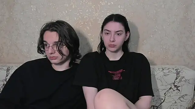 muuur love231 online show from April 2026 11:37:01 AM