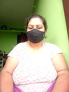 Snapshot of Papte- chatting on April 2026 08:11:01 AM Papte- online show from April 2026 08:11:01 AM