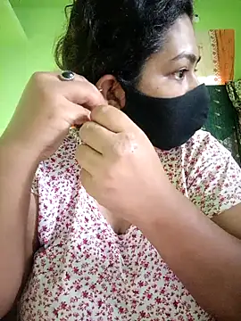 Snapshot of Papte- chatting on April 2026 12:44:02 AM Papte- online show from April 2026 12:44:02 AM