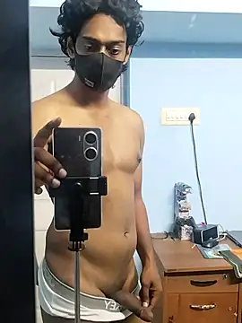 Snapshot of Igcholebhature_lovee chatting on April 2026 11:50:02 AM Igcholebhature lovee online show from April 2026 11:50:02 AM