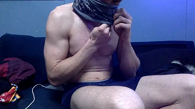 BWCloverboyy online show from April 2026 11:26:02 AM