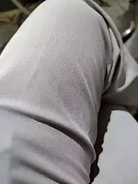 Snapshot of roselover2222 chatting on April 2026 08:03:01 PM roselover2222 online show from April 2026 08:03:01 PM