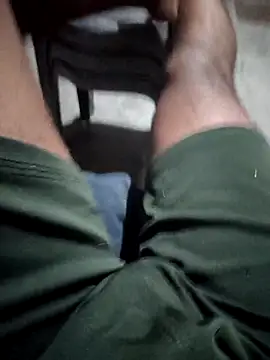 Snapshot of roselover2222 chatting on April 2026 07:07:01 PM roselover2222 online show from April 2026 07:07:01 PM